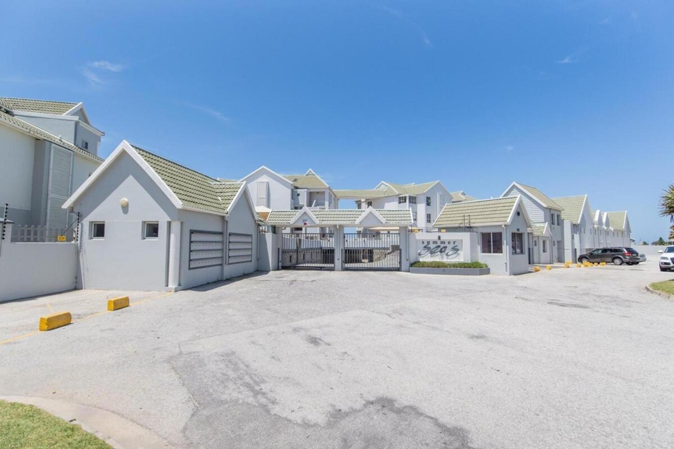 Luxury On The Beach Πορτ Ελίζαμπεθ Εξωτερικό φωτογραφία